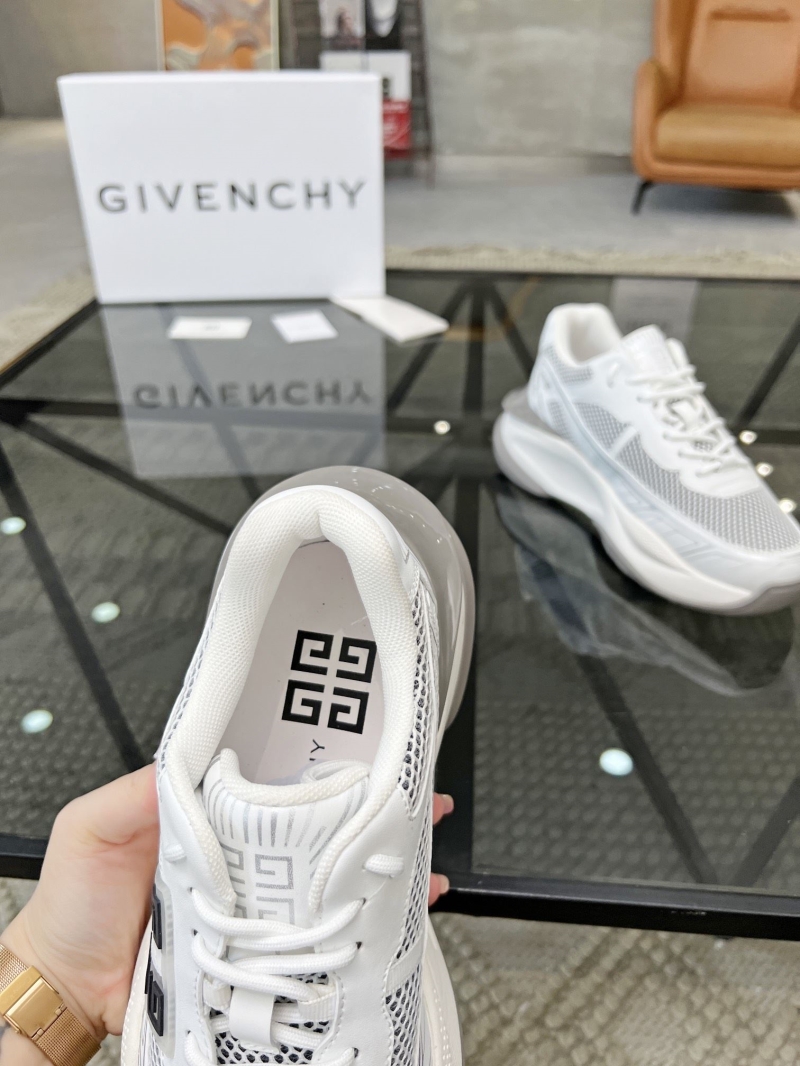 Givenchy Sneakers